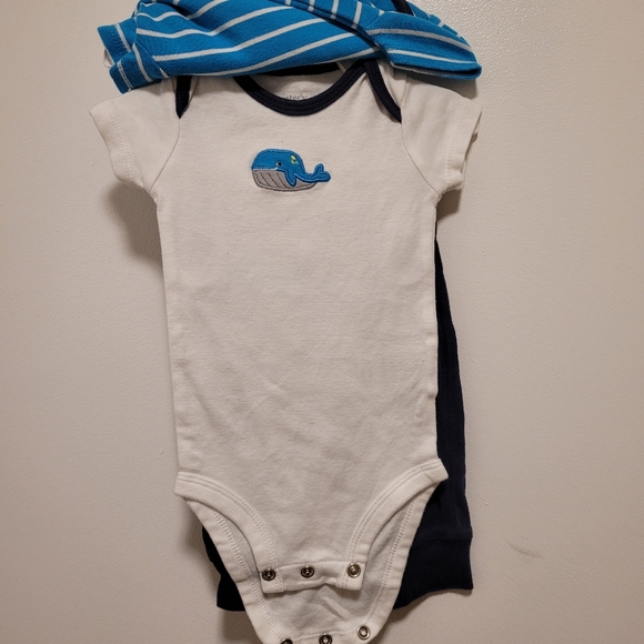NWT Carter's Onesie Set with Pants - Picture 2 of 3